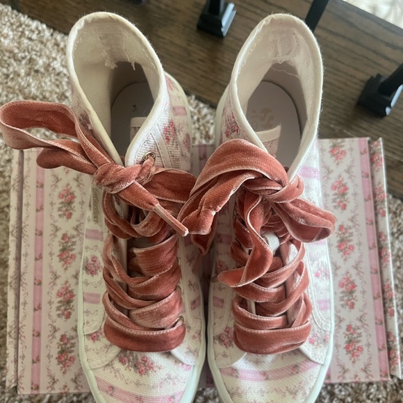 loveshackfancy shoes - Picture 6 of 6